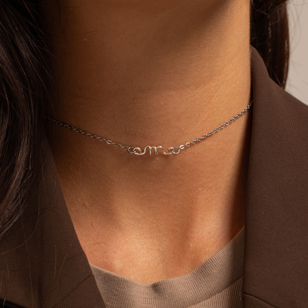 COLLIER FIL PLAQUÉ INITIALE